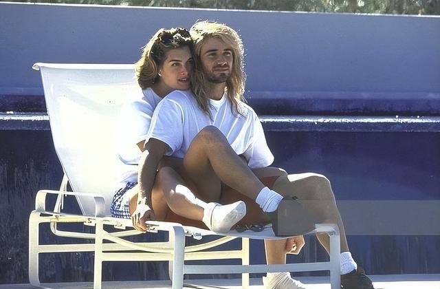 阿加西艳福不浅:头婚娶大美女波姬小丝,二婚冠军格拉芙恩爱21年