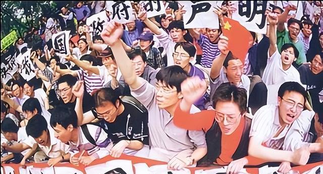 中国大使馆被炸为什么中国不打