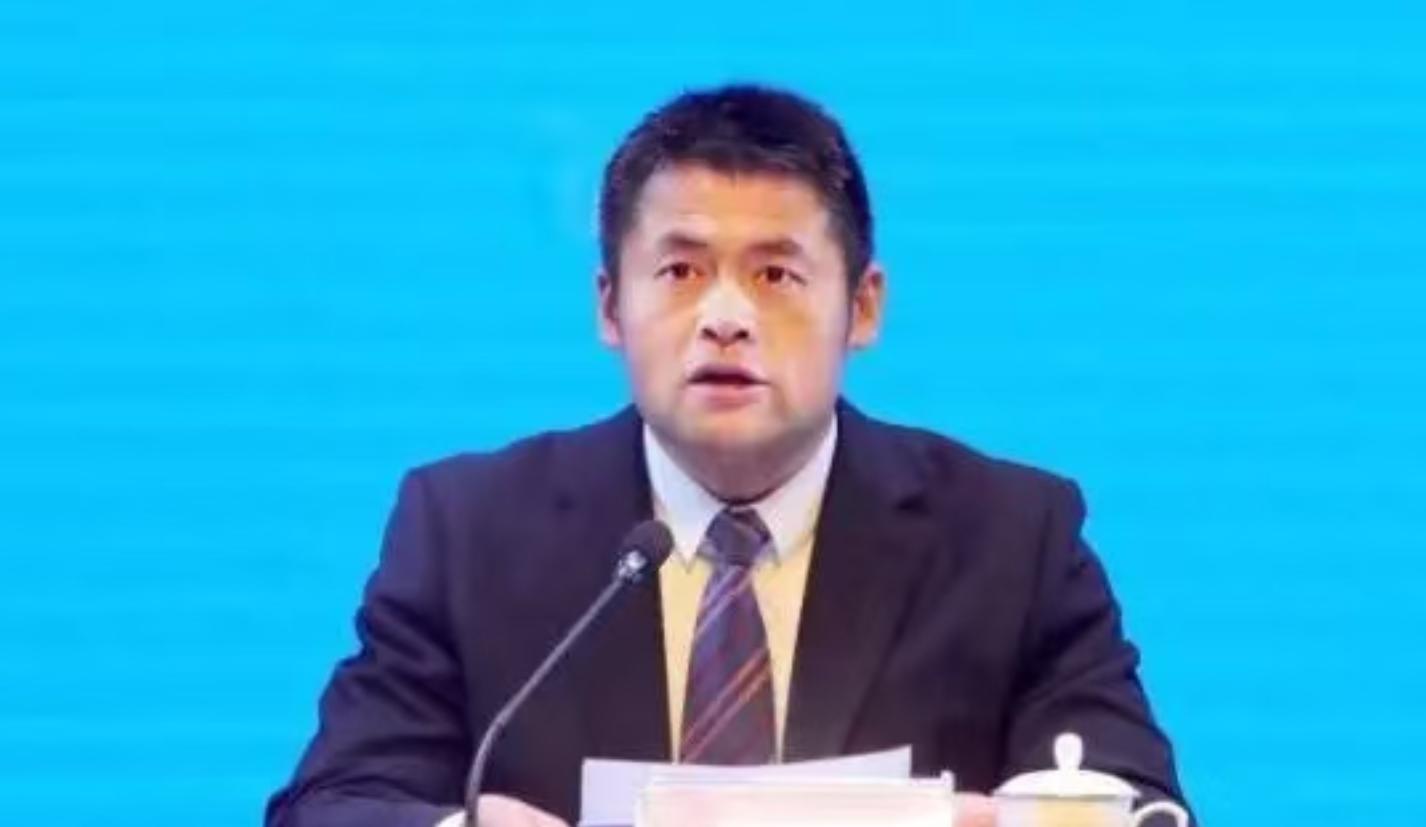 广西吴君举报,区长曾鹏鑫出轨,月明点滴夜雨声