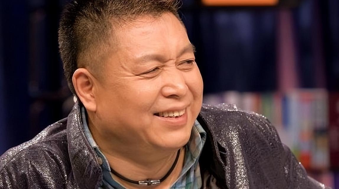 二婚二离,61岁丑男王为念凭啥被亿级富婆倒追,魅力何在?