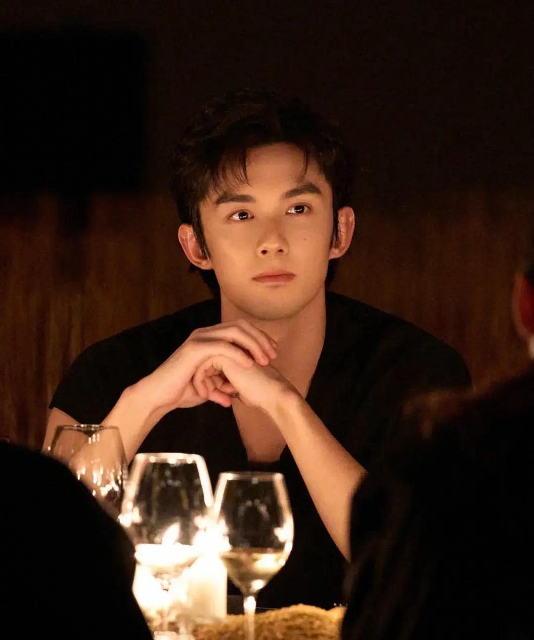 吴磊意外受伤,工作室紧急致歉并公布补偿方案!