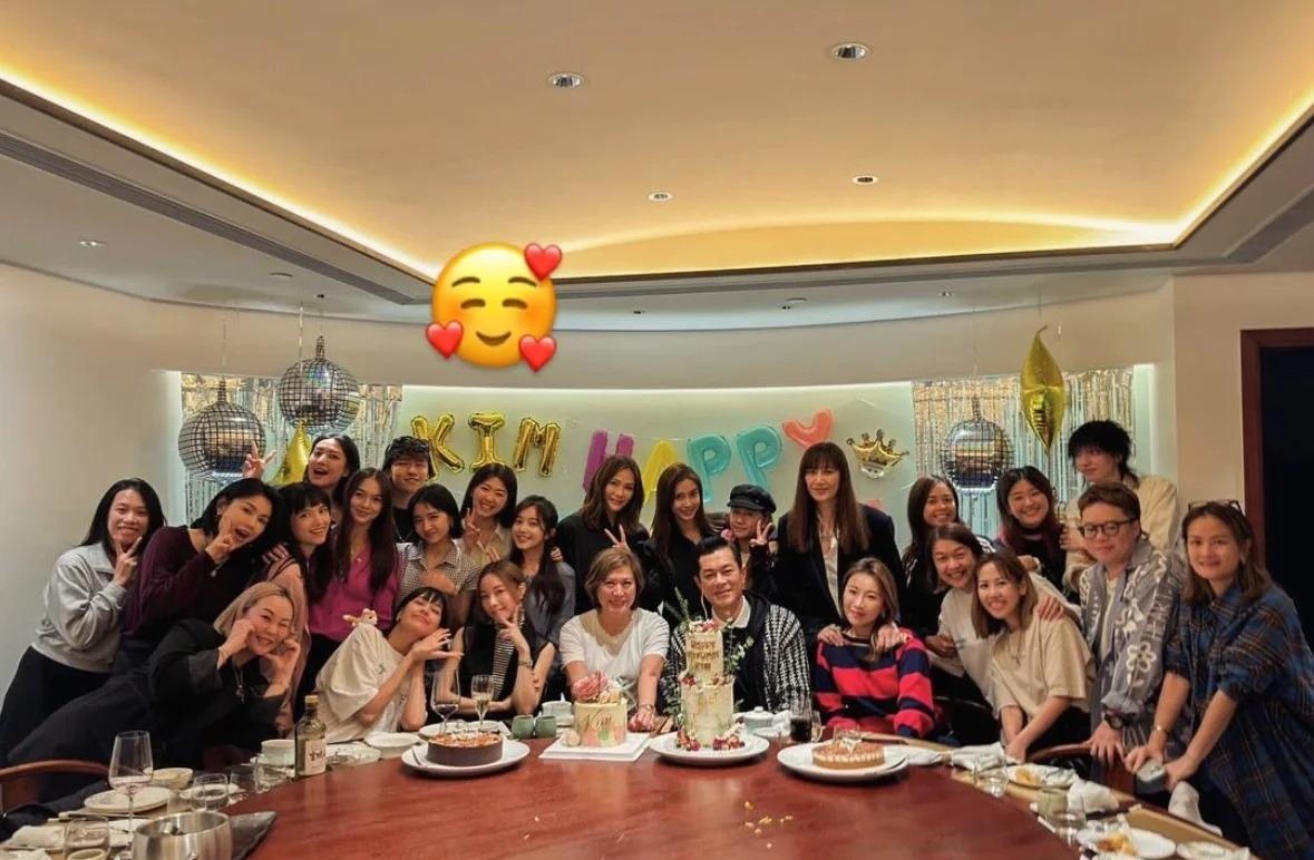 黄晓明47岁生日,baby高调庆经纪人,微妙翻红迹象显