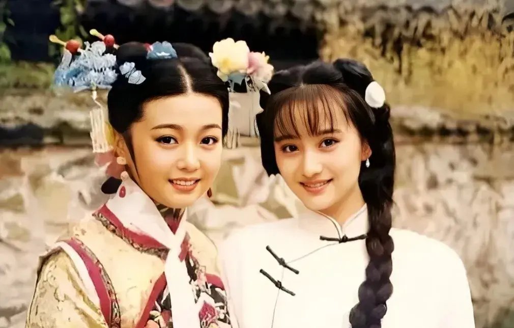 《梅花烙》陈德容与鲁文之美:各有千秋的魅力