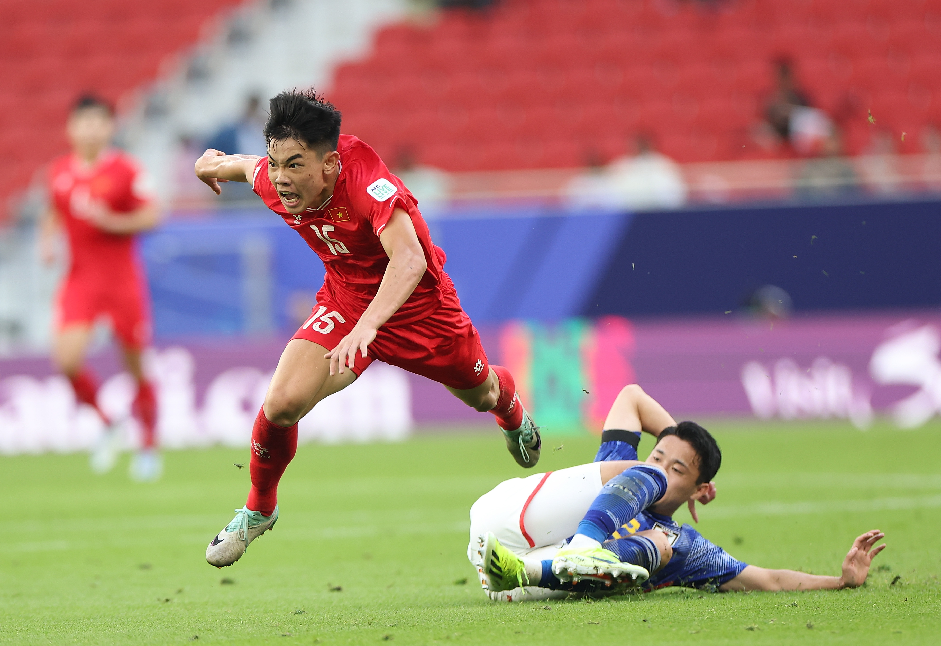 18赛中国1-0巴林积6分升至第四,伊朗,韩国4胜1平排小组第一