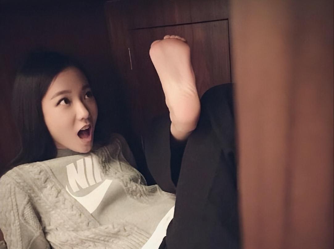 王珞丹:别再把目光放在我的脚上,我的腿难道没有魅力吗