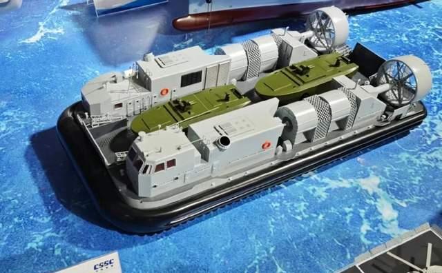 《完全国产的726a野马气垫登陆艇能出口,搭载无人战车惊艳亮相》