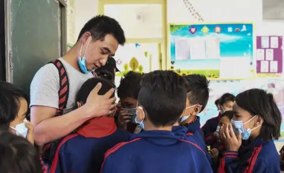 山村支教有真情,点滴温暖汇大爱