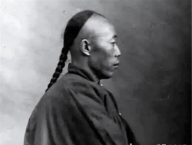 "真没想到"!清朝留辫子的习惯,真正消失居然花费了大约15年