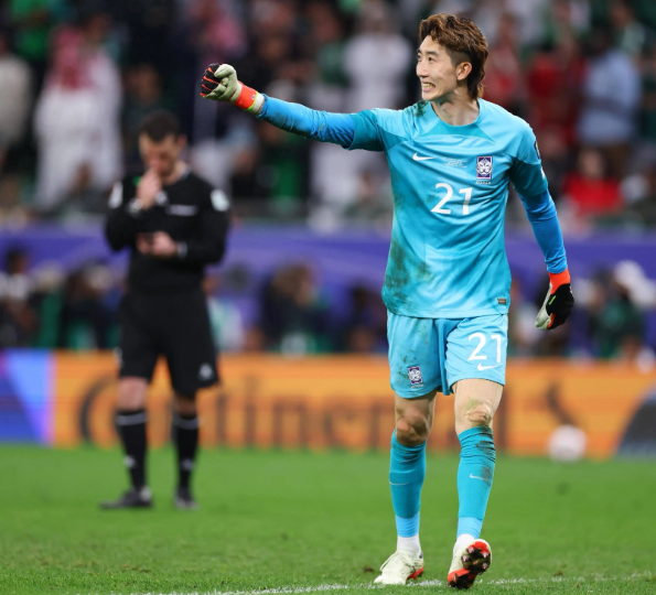 蔚山门将赵贤祐:目前我们最重要的是安全回韩国