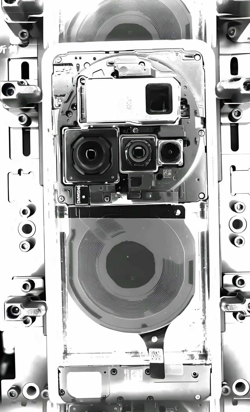 小米15 Ultra定了，发布时间大幅“提前”，配置有点刺激！