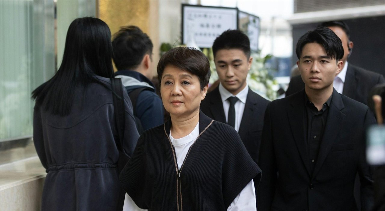 千亿赌王吕志和出殡,四位港澳特首扶灵,中央悼念,政商名流聚集