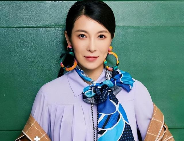 从红极一时到销声匿迹,44岁的张琰琰,经历了什么?