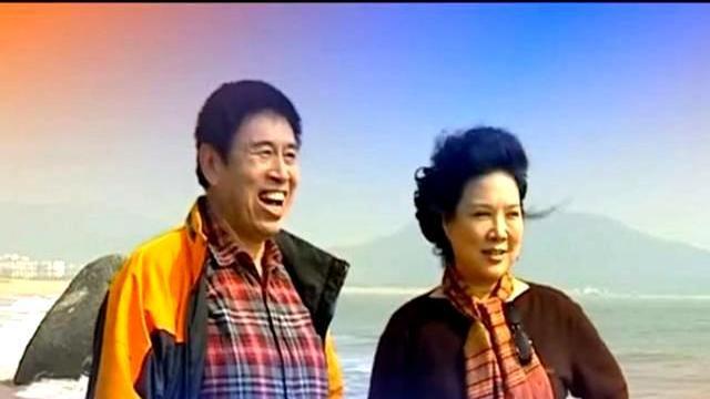 痛心!歌唱家王秀芬悼念程志,与年长5岁丈夫的爱情传奇