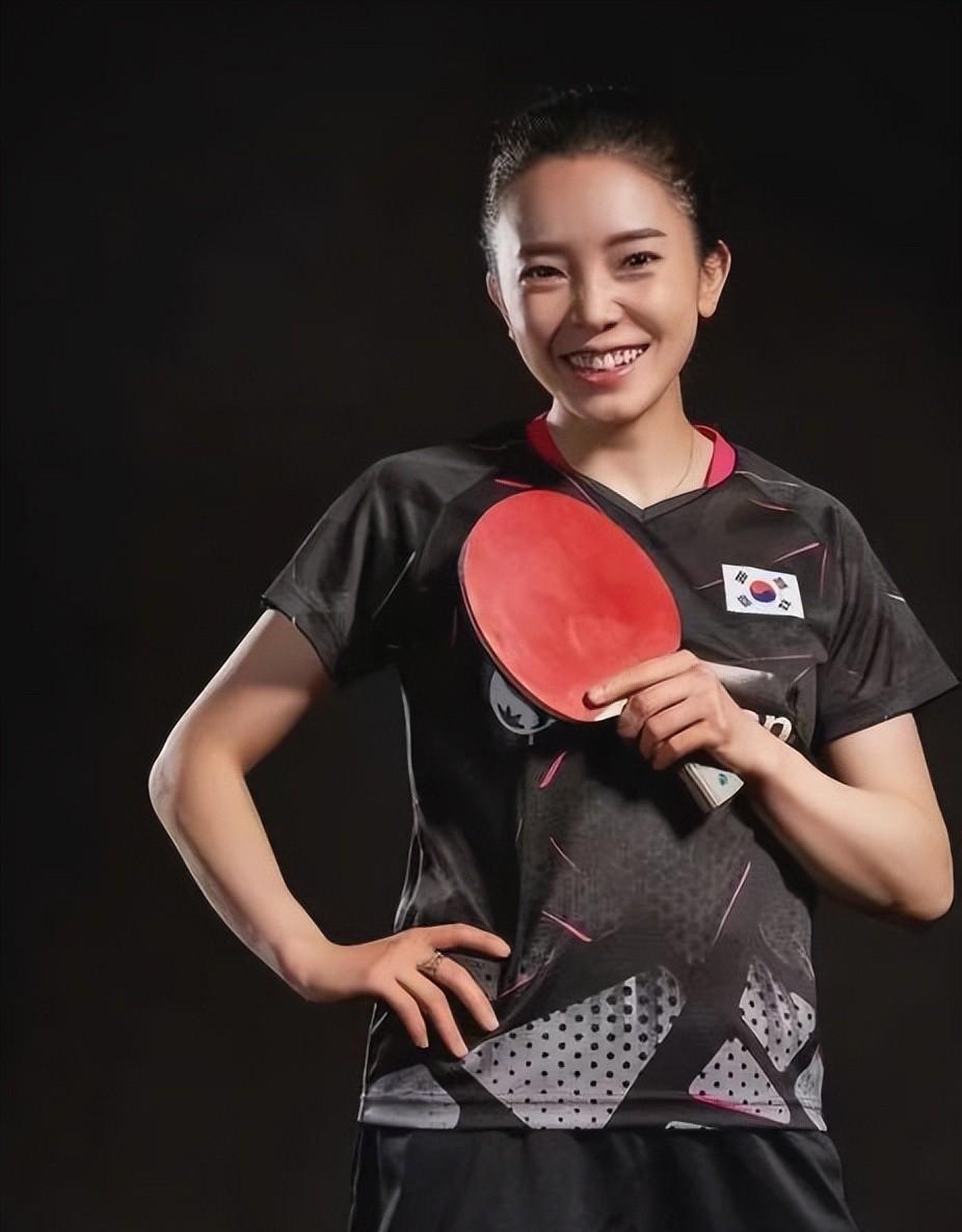 网友直呼不友好!田志希面对中国教练找裁判理论竟撇嘴