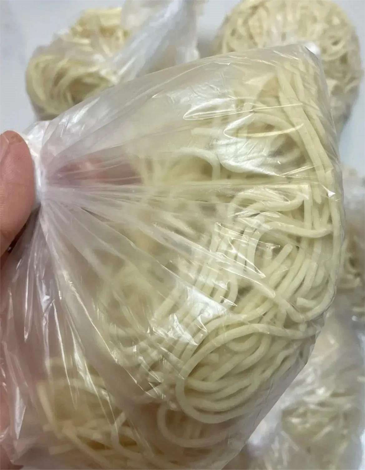 生活当中面条里有硼砂老百姓该如何辨别和避免?
