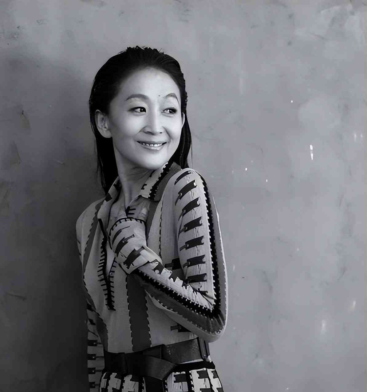 人间异类陈瑾20年不吃米饭竟然与哥哥相约一生不婚不育
