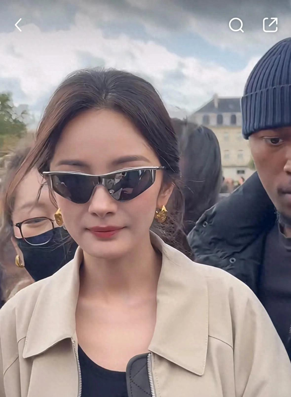 杨幂38岁颜值大变!磨骨拔牙后遗症显老态