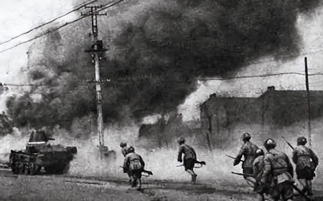 1949年,成都解放后十几万国民党战俘的最终归宿