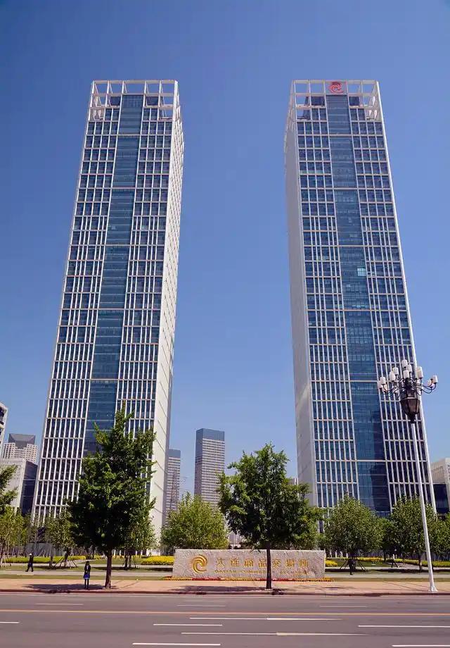 辽宁第一高楼:大连中心裕景