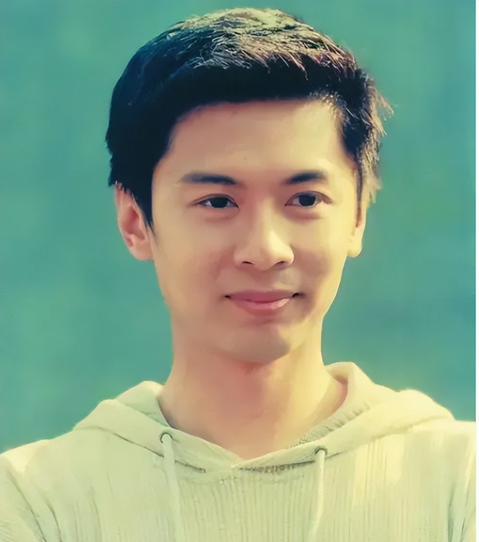 何宝生:一晚输1亿后,弃267亿家产去寺庙当和尚,除了钱一无所有