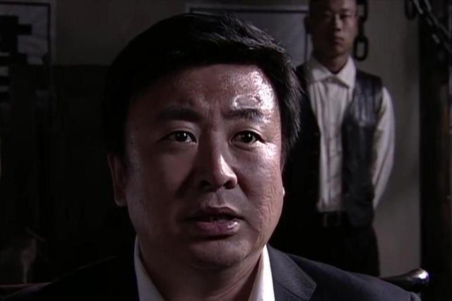 逃犯吉世光横店"潜伏"秘史,6年拍30多部戏,痛苦的是演自己