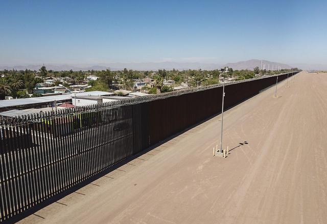而美墨边界却建围墙?