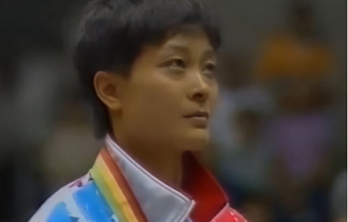 何智丽:入日籍改名小山智丽,击败邓丽萍大喊吆西,如今过得如何