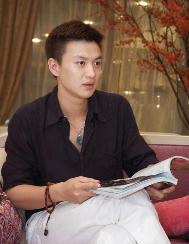 "藏"了20年,周一围母亲竟是赫赫有名的她,难怪朱丹如此尊敬