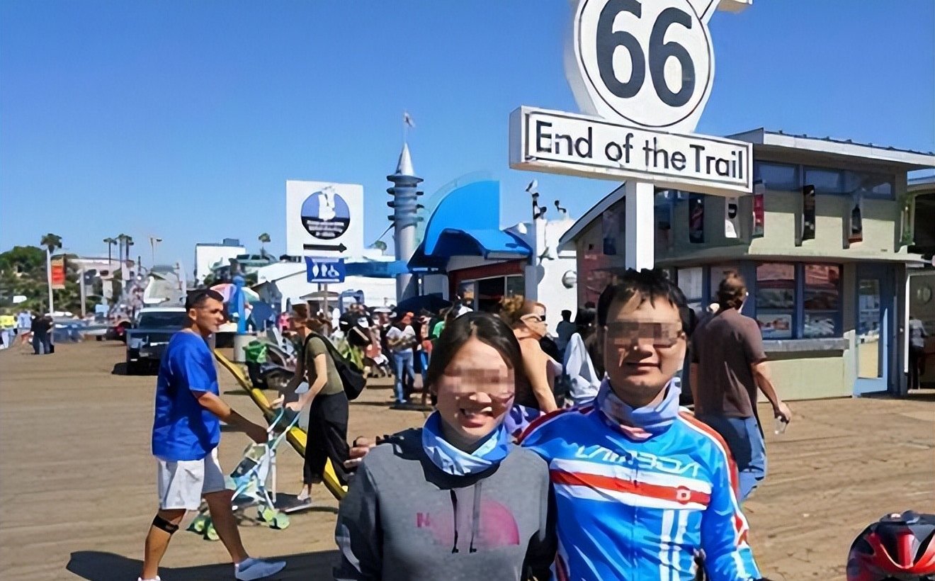 "恨国夫妇"舒炜王思,嫌弃国内医药费贵,出国遭美国教育