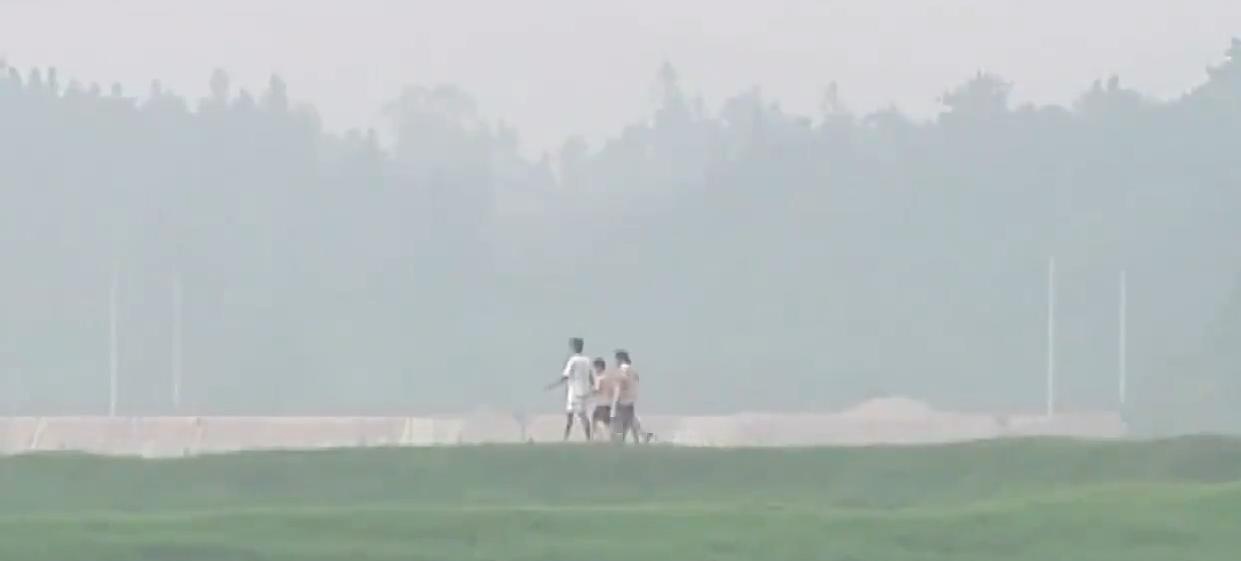 湖南河中出现"水猴子",手细长拖村民下水,真的在"找替身"?