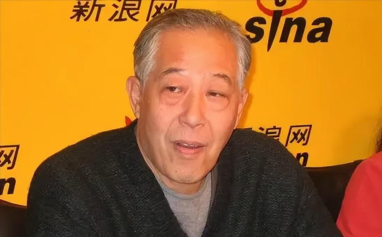 文兴宇:一生嗜烟如命,7字遗言感动世人,遗孀至今无法释怀!