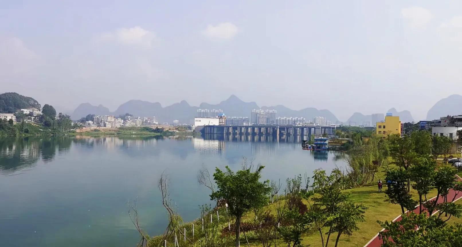 我去了大化县,游览了3个景点,这是我见过的广西最美的县城