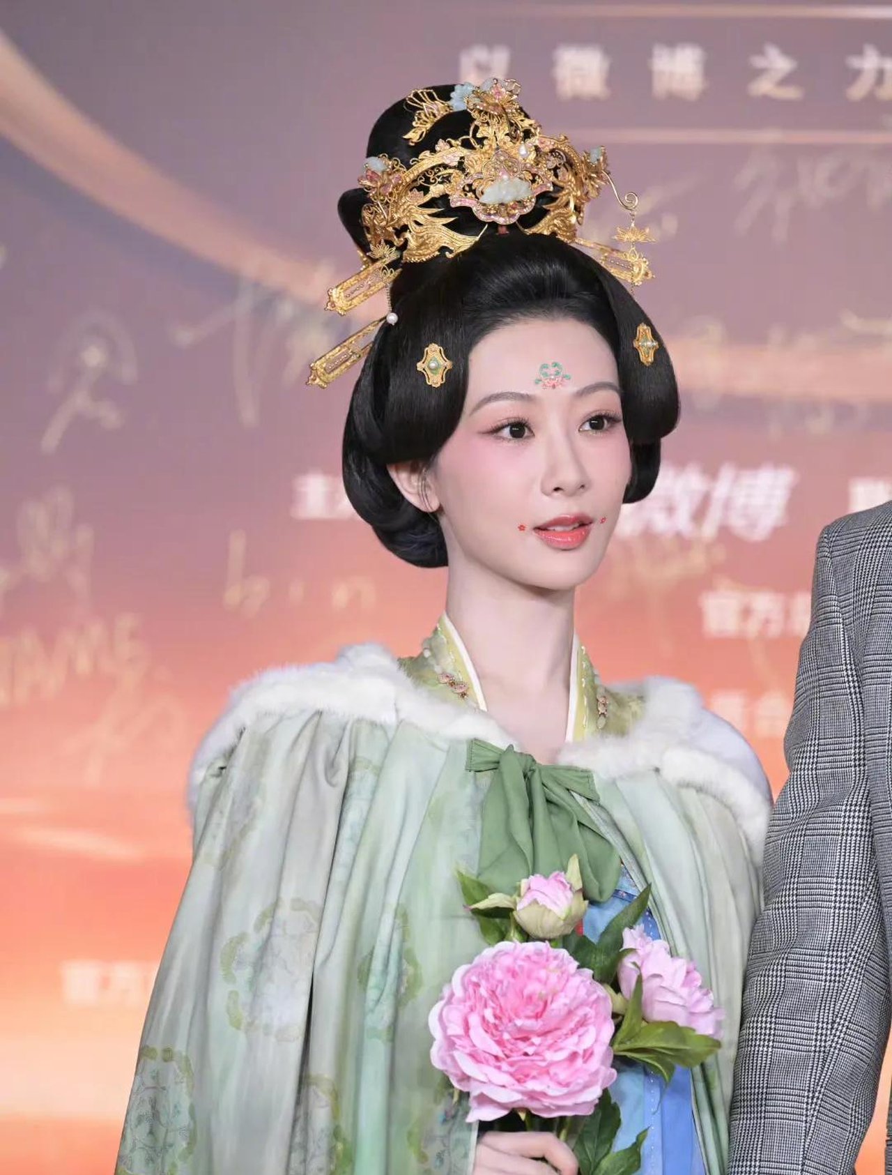 这夜赵丽颖甜美林更新撇嘴失望肖战春光满面杨紫穿越了吧