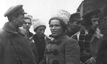 绿军将领马赫诺:无私的劳动知识分子万岁!乌克兰社会革命万岁!