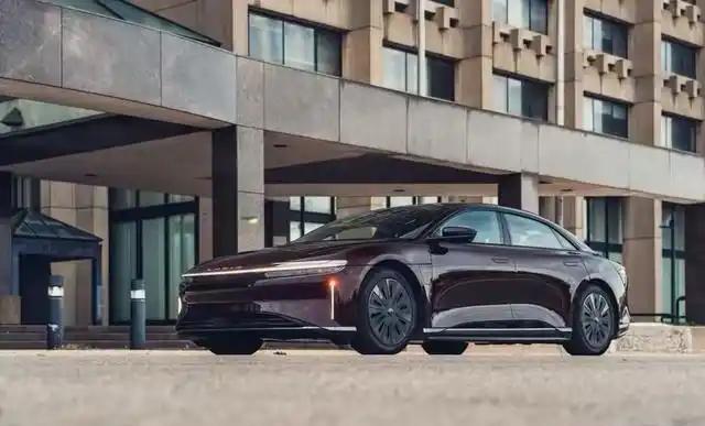 lucid air动力强劲,436马力单电机能否超越你的期待?