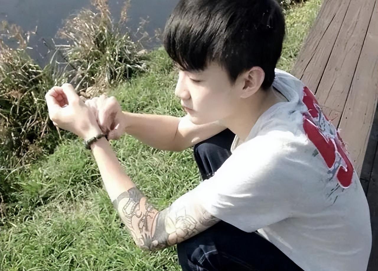 童星王欣逸的陨落之路:天赋,迷失与17年判决