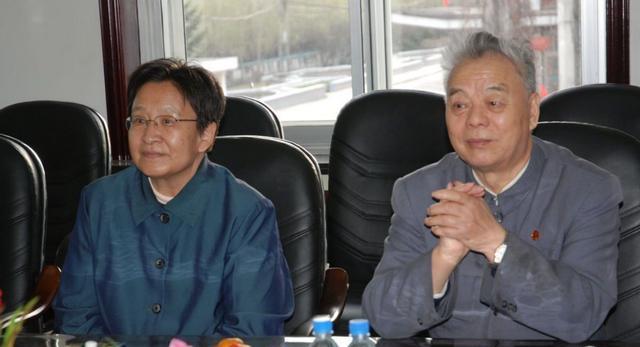 李讷儿子王效芝婚礼上,刘源证婚:我们今人,必须力保先辈的成功