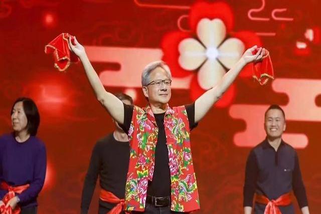 黄仁勋深圳畅玩,幽默称来庆祝春节,员工纷纷求合影乐翻天