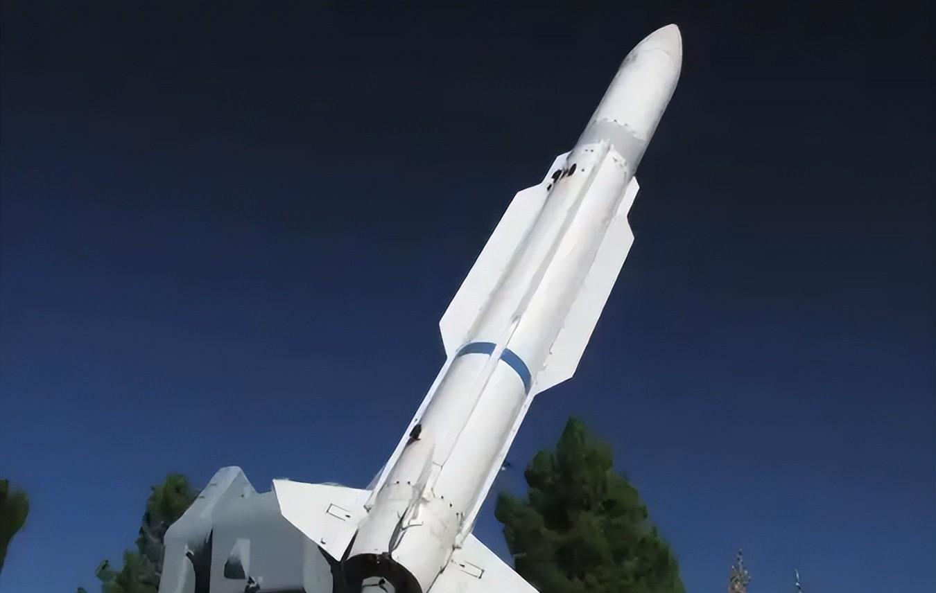 我国动能3导弹性能超前美国30年,射程直达3万公里