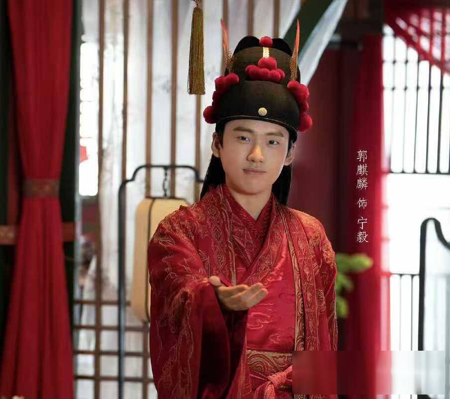 34 岁魏哲鸣和 28 岁郭麒麟同演"赘婿",味道各有千秋