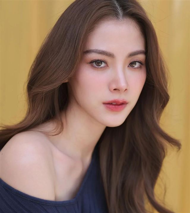 东南亚明星知多少——平采娜・乐维瑟派布恩_嗨格式压缩副本