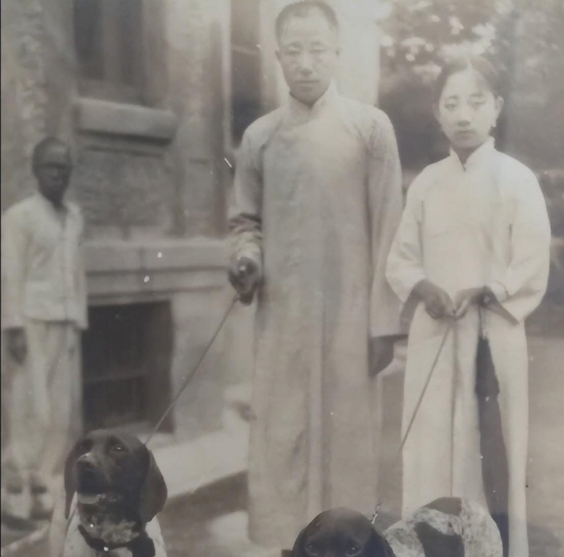 爱新觉罗·载涛清朝王爷,新中国顾问,他如何完成转变?