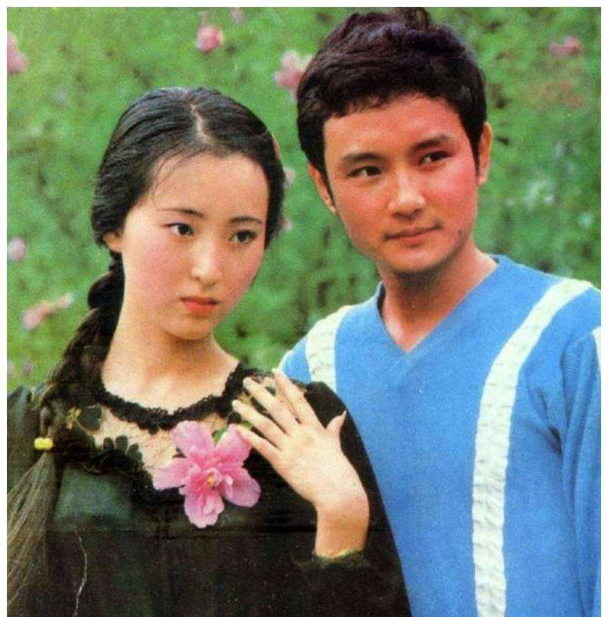 "林黛玉"离世13年,为她一块出家的丈夫现还俗再娶了吗?