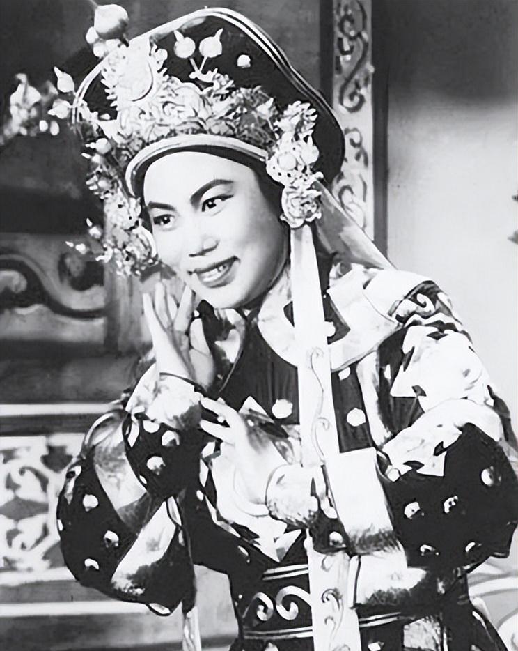 豫剧皇后常香玉,捐机抗美援朝,她为何如此伟大?