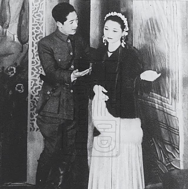 悲情影后张织云:弃良人嫁渣男,晚年沦为妓女,晚年乞讨死在街头