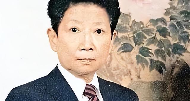 孔二小姐:弥留之际依旧特立独行,入殓被换女装,死后被葬于美国