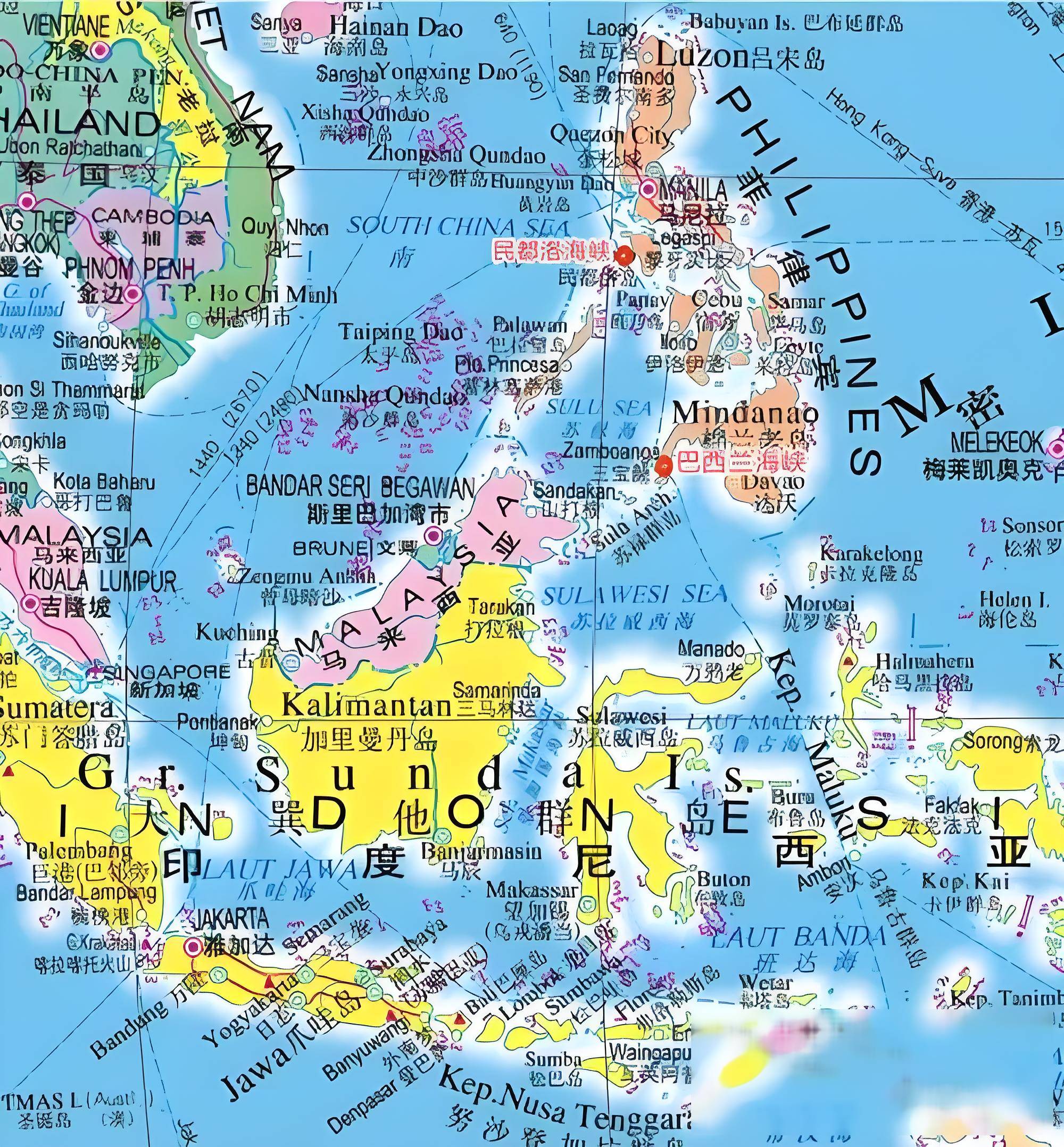 中国舰艇编队穿越菲律宾群岛力证航行自由
