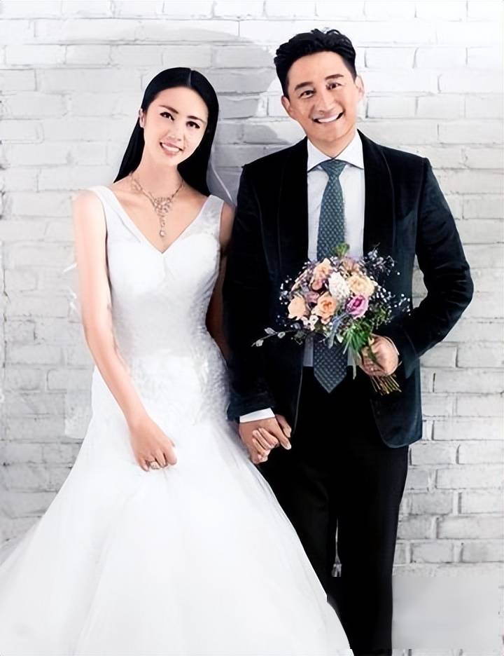 孙莉18岁恋上黄磊,三胎得子后,缘何决定复出?