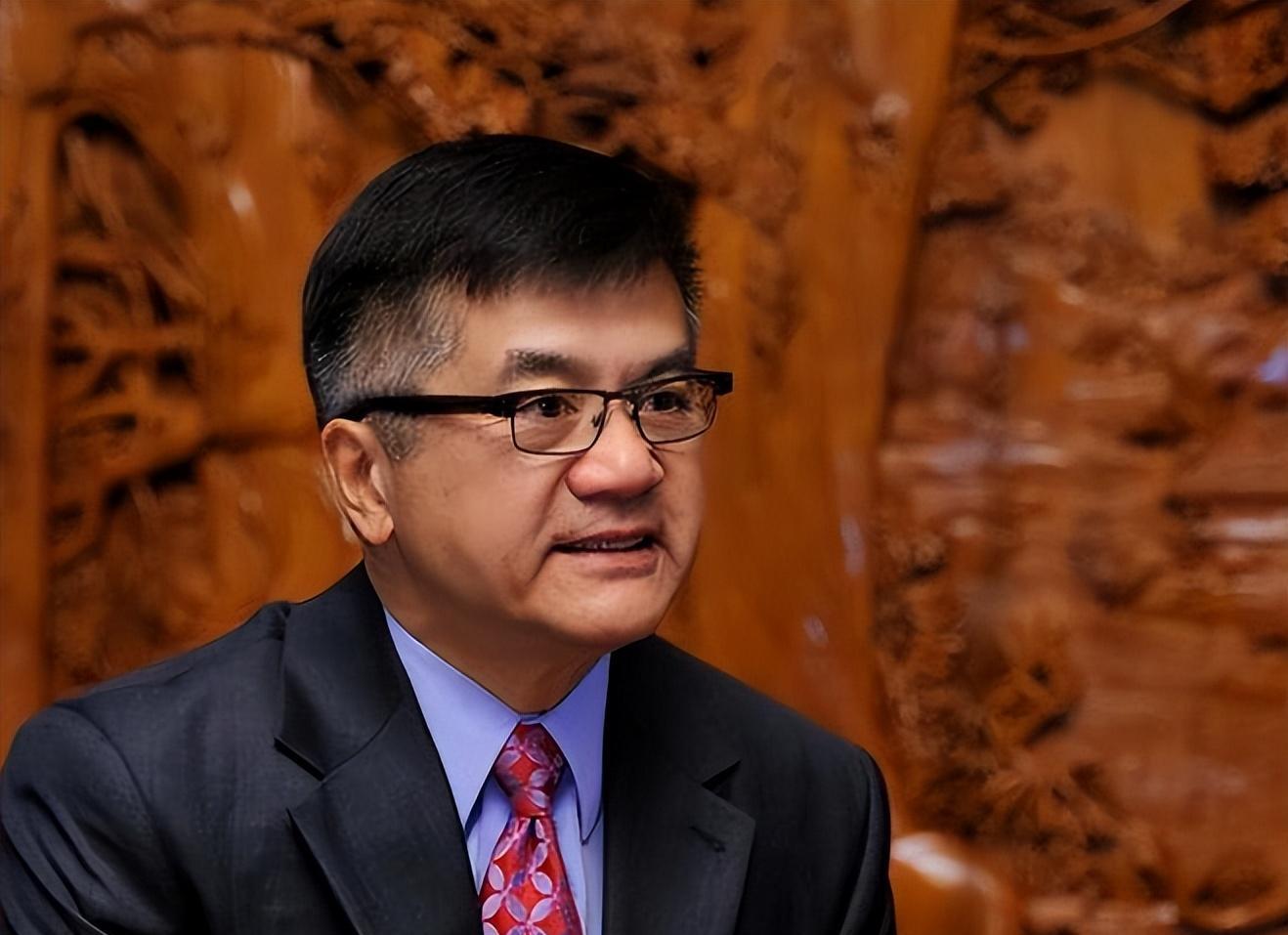 华裔州长骆家辉从政路:打压中国到赴华逐利