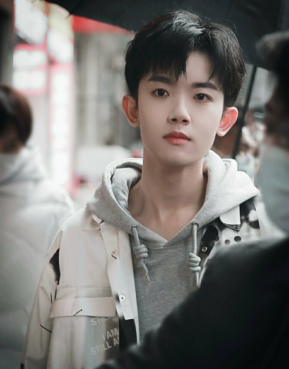 李明德砸车被抓获后续:不赔偿刑期至少三年以下,车主坚决不和解